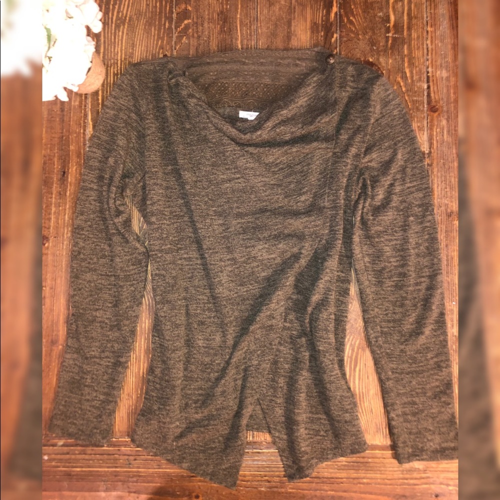 Heather olive green cross front sweater sz XL